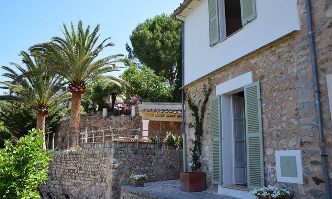 Biniaraix House | A stunning newly renovated town house with superb views.