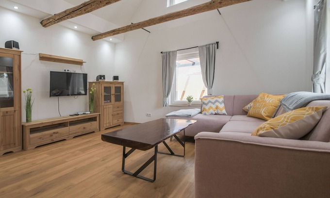 Brookmerland House | A vacation home to feel at home in. Our newly renovated and just completed "Ferienhaus Upgant" is modern and stylishly furnished. The 110 square meter living space is located entirely on the first floor and offers you open, modern living.