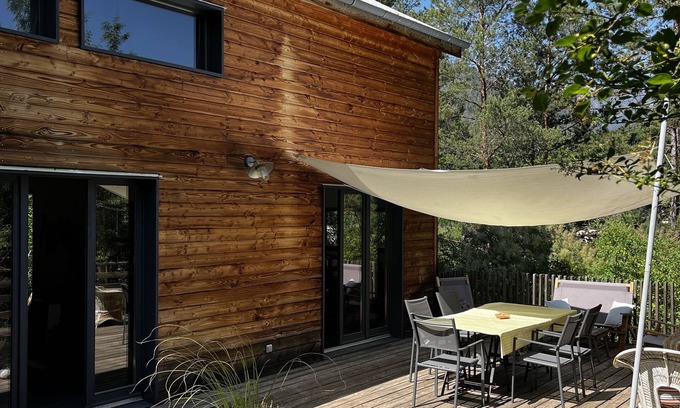 La Roque-en-Provence House | A wooden house by the river - 1 hour from Nice !
