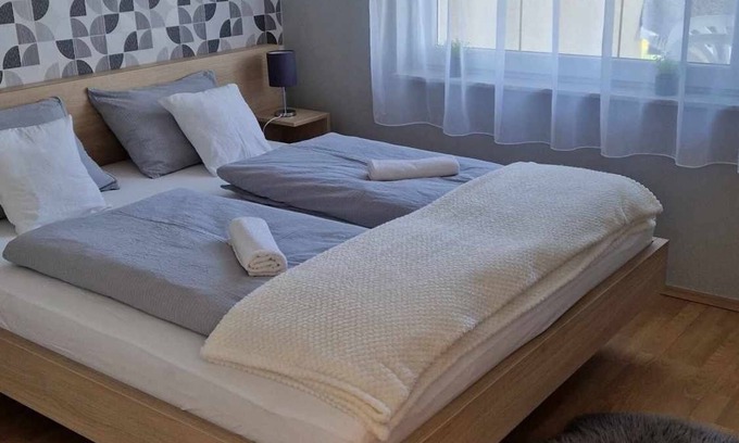 Zalakaros House | A Zalakarosi Fürdő 3 Perc, Csendes, Panorámás. 4 Külön Bejáratú Apartman, Kert