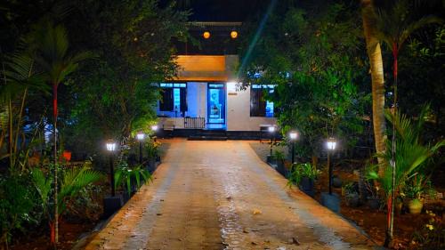 Poovar Villa | Aalmaram By Kizhakeyil Private Pool Heritage Villa