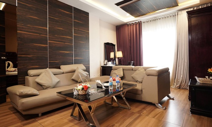 Palayankottai Bed & Breakfast | AAR Royal Residency - Palmyra