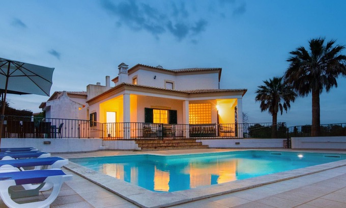 Cerro do Ouro Villa | Abby by Check-in Portugal