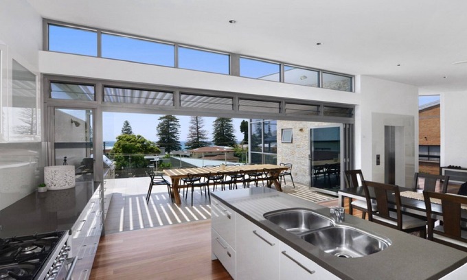 Avoca Beach House | Aboard Avoca - Footsteps from the Sand