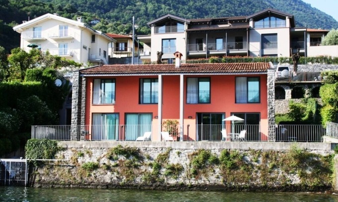 Ossuccio House | Absolute Lakeshore Holiday Idyll