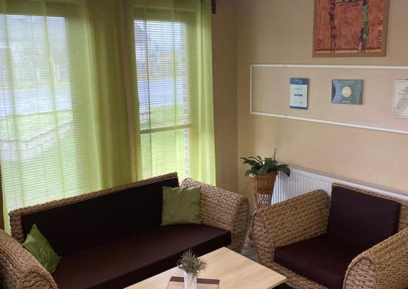 Nyirbator Hotel | Abszolút Hotel és Panzió