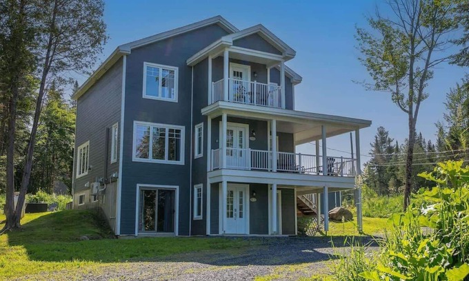 Stanstead Township Ski Chalet | Access to Lake Memphremagog - Spa - Constellation