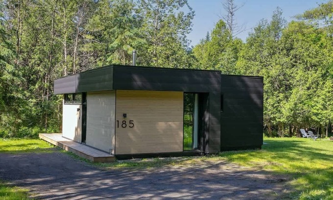 Stanstead Township Ski Chalet | Access to Lake Memphremagog - Spa - Sauna