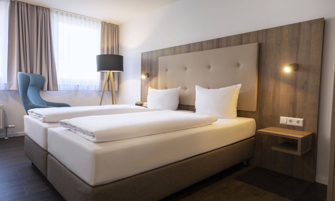 Stuttgart Hotel | ACHAT Hotel Stuttgart Zuffenhausen