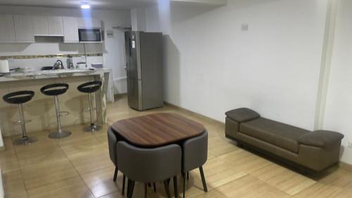 Los Olivos Apartment | Acogedor departamento en Los Olivos 3 dormitorios
