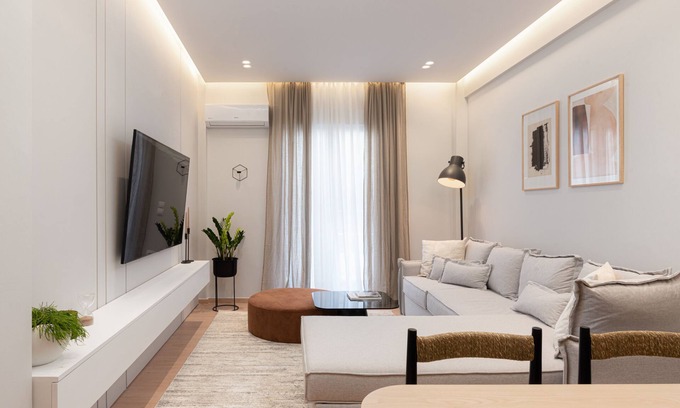 Koukaki Apartment | Acropolis White Key Residence