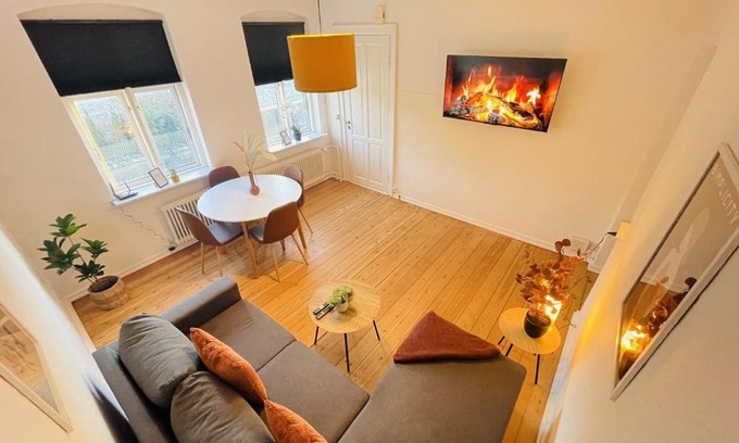 Randers Apartment | aday - Sunset Suite