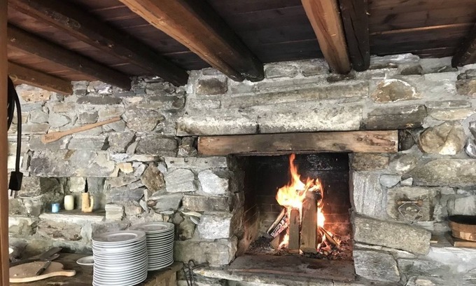 Naters Hotel | Adhhoc Hotel