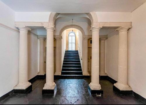 Ragusa House | Adhoc Rooms