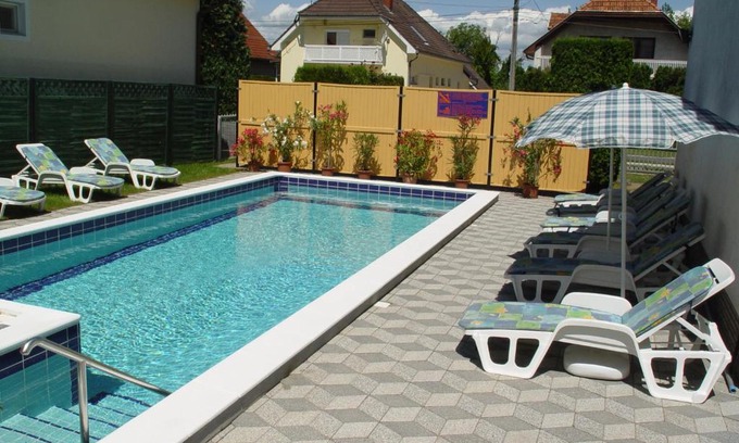 Balatonszarszo House | Adler Haus