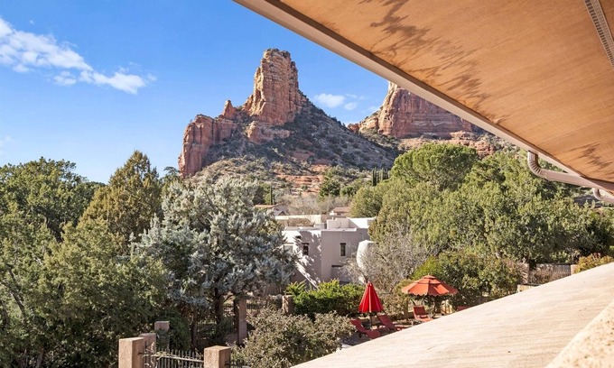 Oak Creek Apartment | Adobe Village Studio Suite - Garden 1 Bedroom Studio by RedAwning