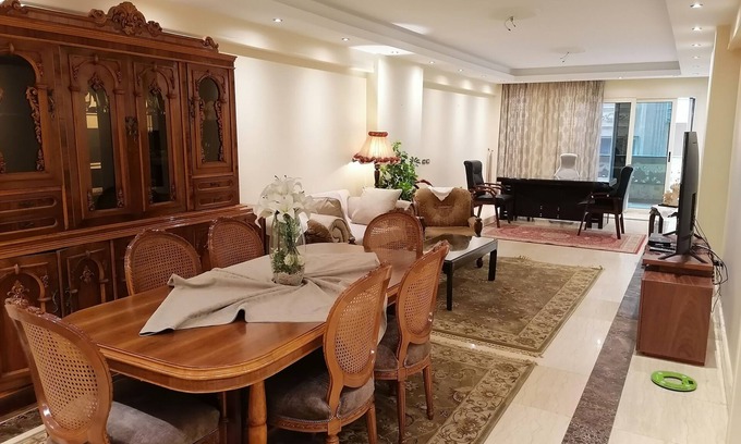 Ar-Raml 1 Apartment | Adorable Appartment with Stunning Seaview