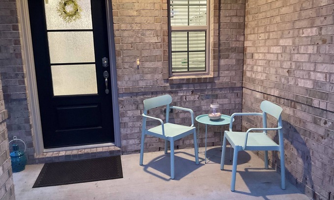 New Caney House | Adorable, Comfortable & nice