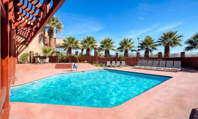St. George Hotel | Adventure Awaits in Red Lion Hotel St. George! Pool, Free breakfast, Parking!