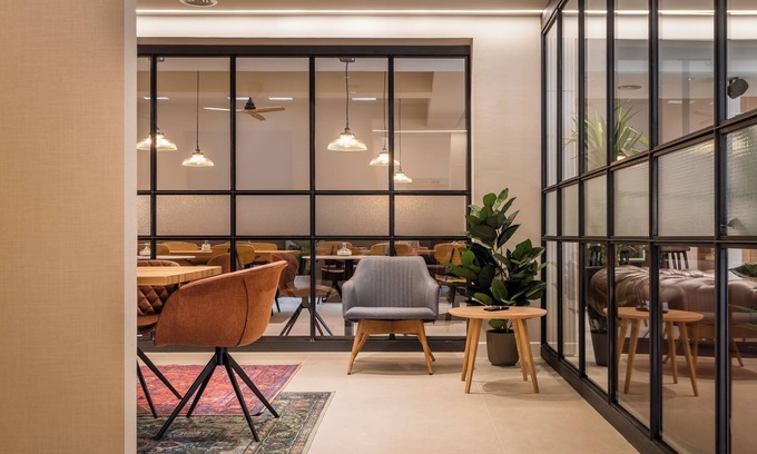 El Prat de Llobregat Hotel | AEROHOTEL BARCELONA AEROPUERTO