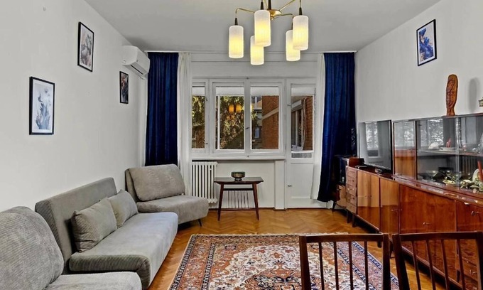 Sector 6 Apartment | AFI Mall 3 Bedrooms Apartment - Perfect for Families or Groups