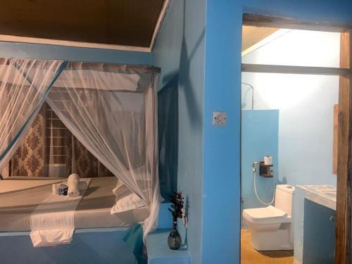 Mafia Island Bed & Breakfast | AfroWhaleSharkSafari & AfroBeachBungalows