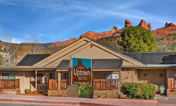 Uptown Sedona Hotel | Agave Suite #100 @ Sedona Uptown Suites