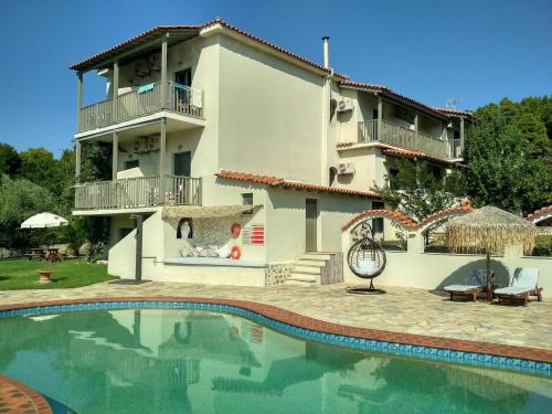 Koukounaries Apartment | Aggelos Grand