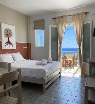 Megas Gialos Hotel | Agnadi Syros Beachfront Studios & Rooms