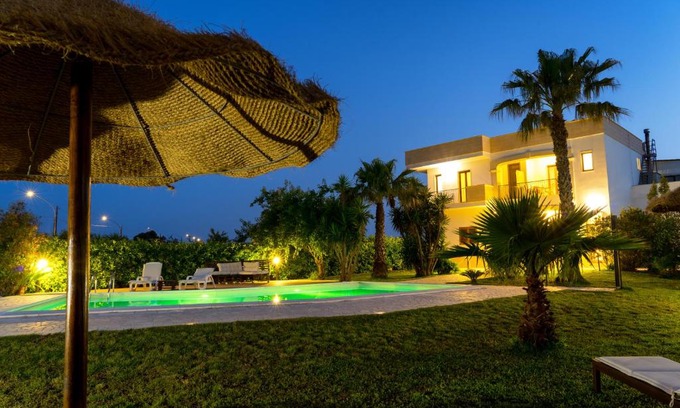 Uggiano la Chiesa Bed & Breakfast | Aia Grande