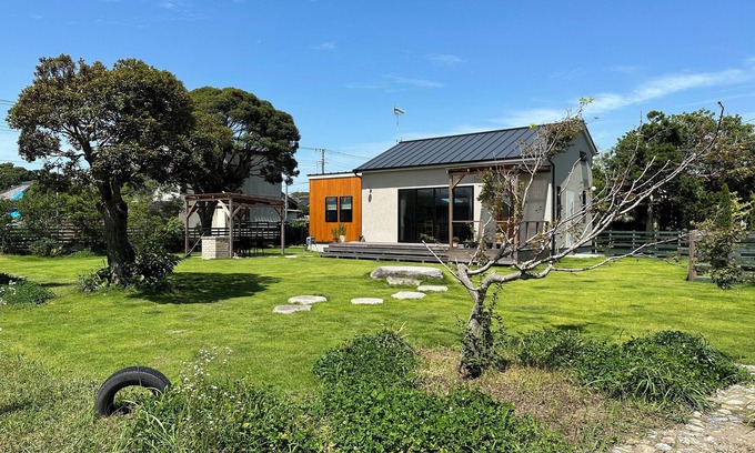 Kujukuri Cottage | Aiming to create a place where even timid dogs can play to their heart's content.