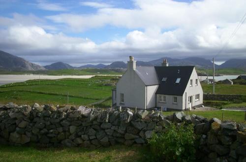 Ardroil House | Airebroc House
