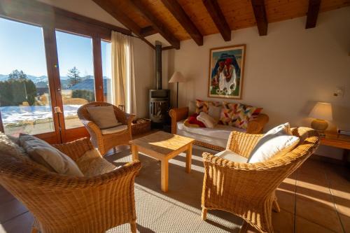 Alpe des Chaux Ski Chalet | Akwaaba