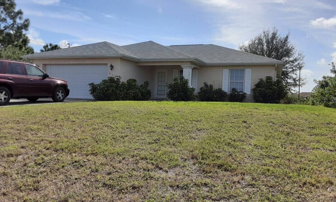 Lehigh Acres House | Alabama Rd S Rancher