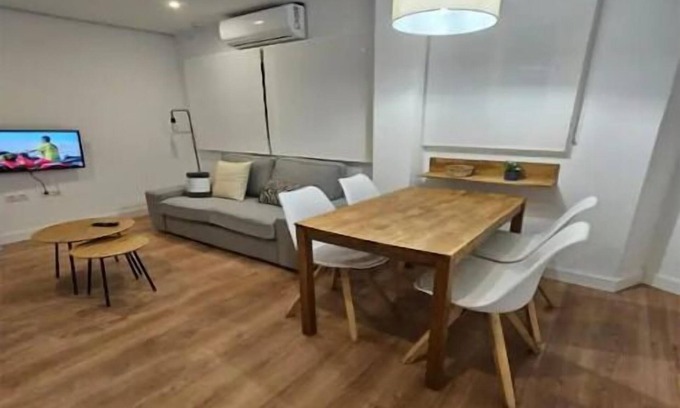 Ensanche Centro Apartment | Alameda Colón by HDC Apartments