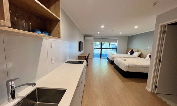 Albany Hotel | Albany Oak Motel