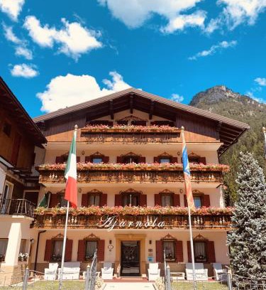 Auronzo di Cadore Hotel | Albergo Garnì Ajarnola