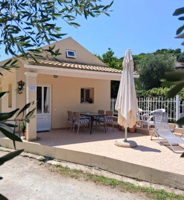 Notos House | Albert's Place