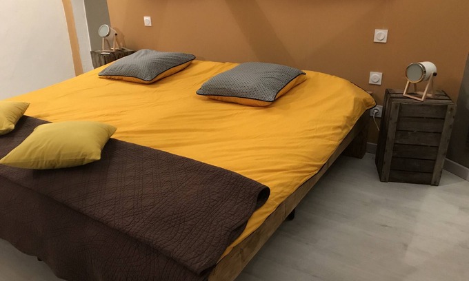 Saint-Jean-d'Alcapies Bed & Breakfast | Alcapiès area suite KING SIZE south Aveyron