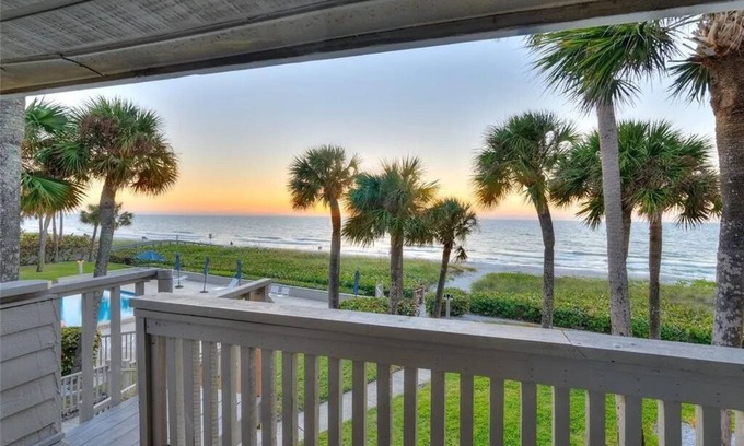 Belleair Beach Condo | Aldea 14 - a beachfront unit in Belleair Beach