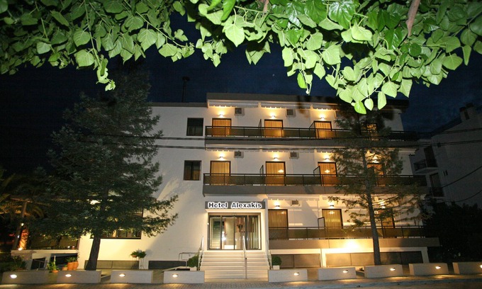Loutra Ypatis Hotel | Alexakis Hotel & Spa