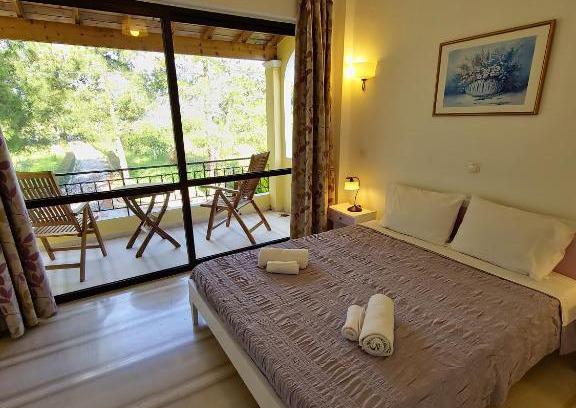 Melikia Apartment | Alexandra Apartment 9