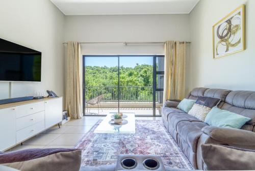 Greater Johannesburg Metropolitan Area Apartment | AlimamaSpaces Alus Penthouse