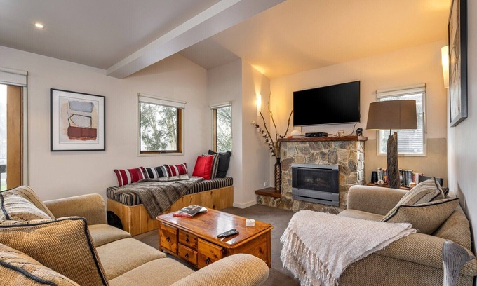 Dinner Plain Ski Chalet | Alinga - Dinner Plain