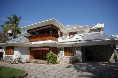 Thrissur Villa | Alite Posh 4 BHK Villa in Thrissur Town