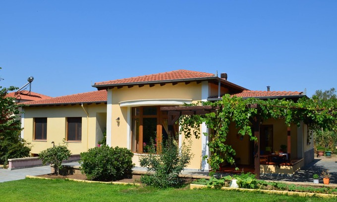 Kavala Villa | All-Season Villa Near Mountains, Sea & Ancient Sites