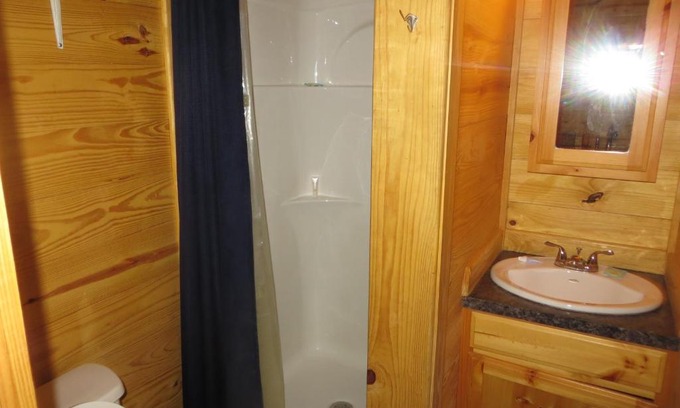 Stockdale Cabin | All Tucked Inn Cabins