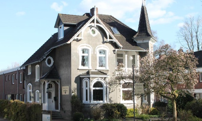 Center Hotel | Alleehotel-Eschen