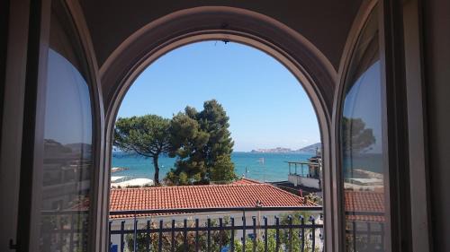 Formia Apartment | Alloggio panoramico sul mare di Vindicio