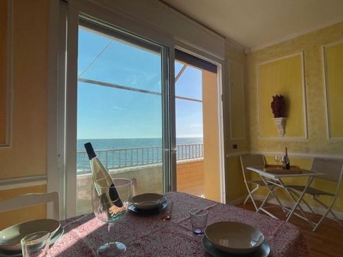 Ladispoli Apartment | Alloggio turistico fronte mare con vista da sogno